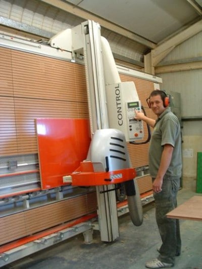 Vertical Panel Saw Installation At Castle Post Form Products2 e1433708643393